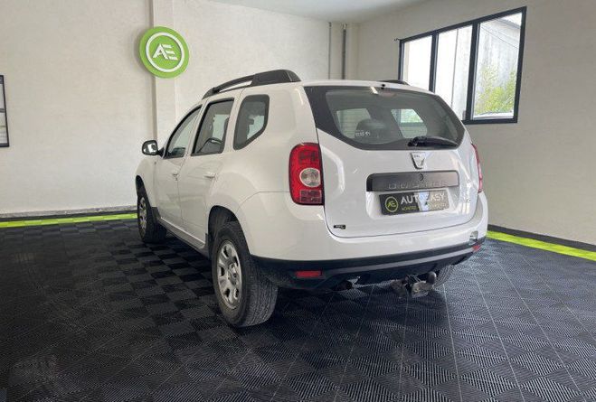 Dacia Duster I (H79) 1.5 dCi 110ch FAP Laurate 4X2    de 2011
