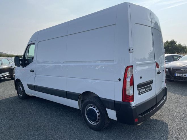 Renault Master Grand Confort F3300 L2H2 2.3 Blue dCi -  BLANC de 2023