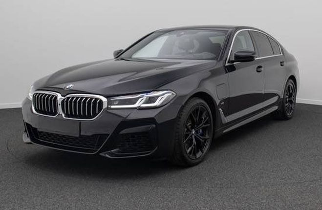 BMW Serie 5 530eA 292ch M Sport Steptronic Noir Mtallis de 2021