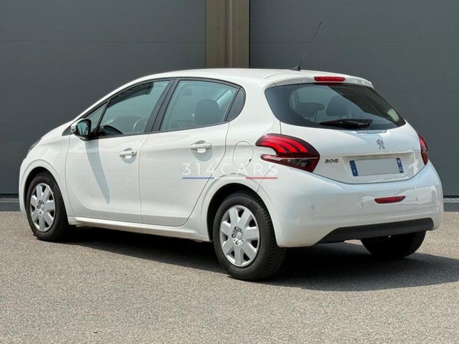 Peugeot 208 1.5 BlueHDi 100 Active Business BLANC de 2019