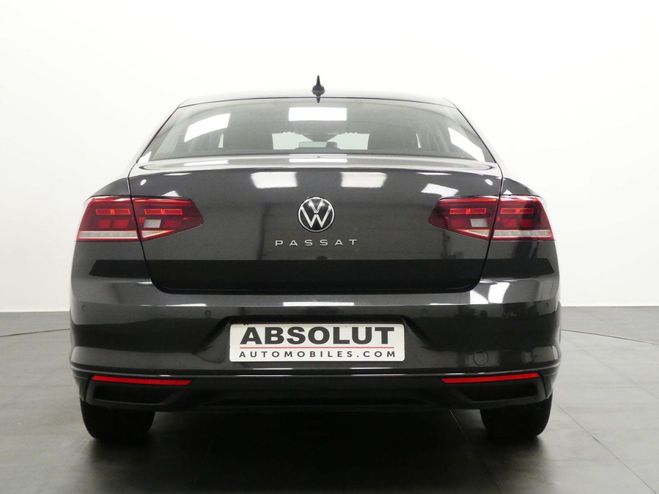 Volkswagen Passat 2.0 TDI EVO 122CH BUSINESS DSG7 PYRIT SILVER de 2021