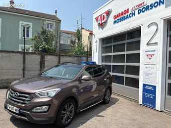  Voir détails -Hyundai Santa Fe 2.0 CRDI 150 7 places Full options à Saint-tienne (42)