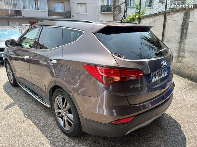 Hyundai Santa Fe 2.0 CRDI 150 7 places Full options Gris de 2014