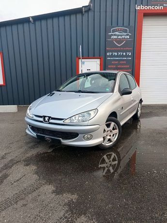  Voir détails -Peugeot 206 1.4 75 ch version jbl garantie 6 mois cr à Bischwiller (67)