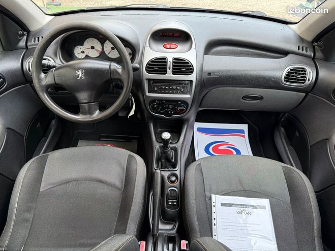 Peugeot 206 1.4 HDi Gnration Garantie 6 mois Gris de 2009