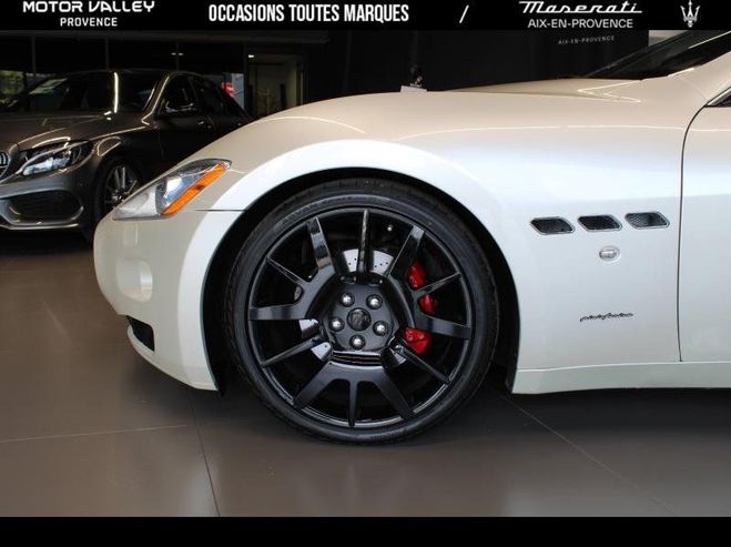 Maserati Gran Turismo 4.2 BA Blanc de 2008