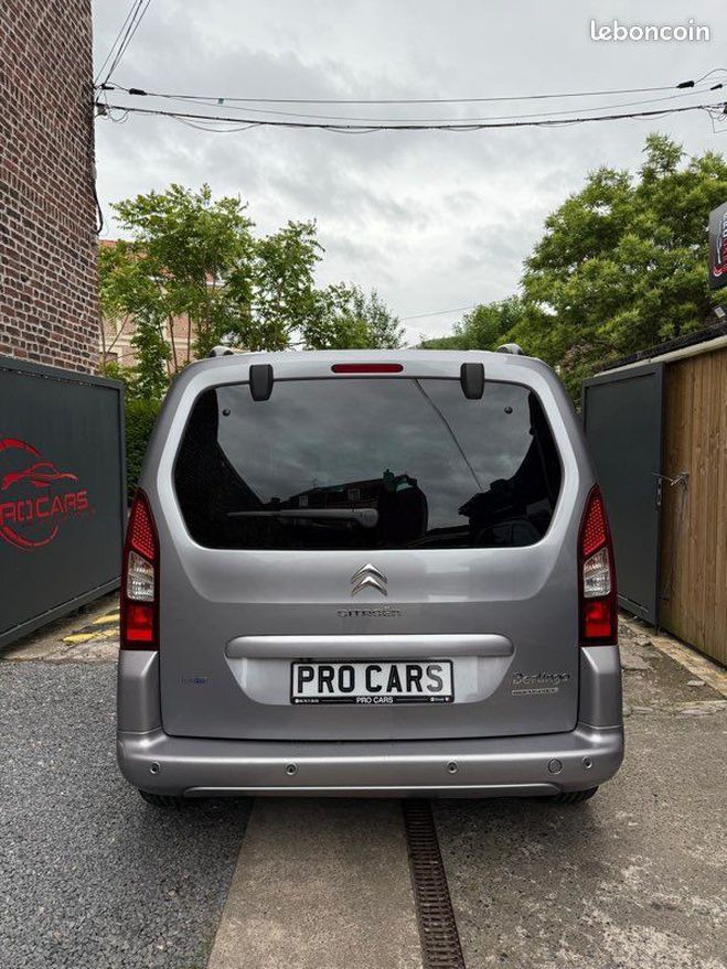 Citroen Berlingo 1,6 BlueHDI Gris de 2016