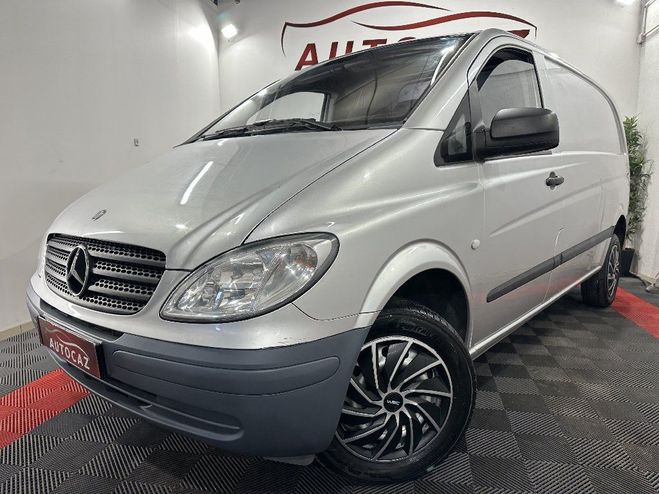 Mercedes Vito FOURGON 109 CDI *TVA RECUPERABLE Gris Clair de 2010