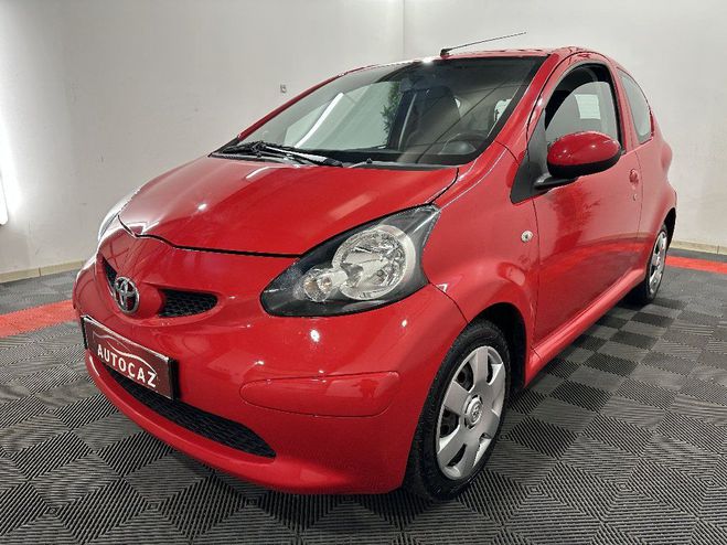Toyota Aygo 1.0 VVT-i Confort AUTOMATIQUE  98500KMS Rouge de 2008