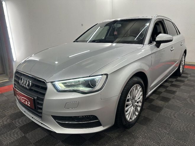 Audi A3 1.6 TDI 110 Ambition Luxe Gris Clair de 2014