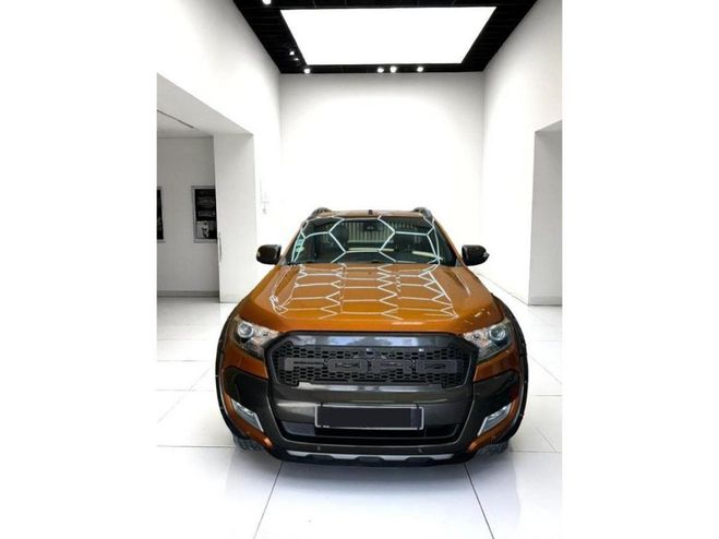 Ford Ranger WILDTRACK 3.2 TDCi 200 BVA SIMPLE CABINE ORANGE CLAIR de 2017