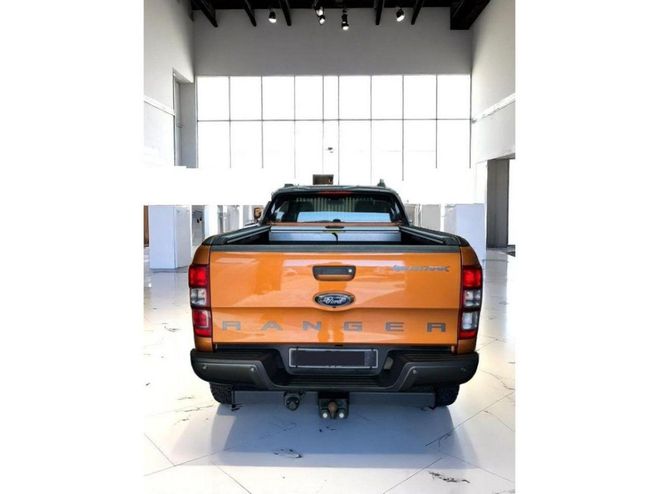 Ford Ranger WILDTRACK 3.2 TDCi 200 BVA SIMPLE CABINE ORANGE CLAIR de 2017