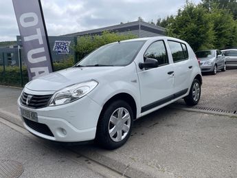  Voir détails -Dacia Sandero 1.2i - 16V 75CV à Darntal (76)