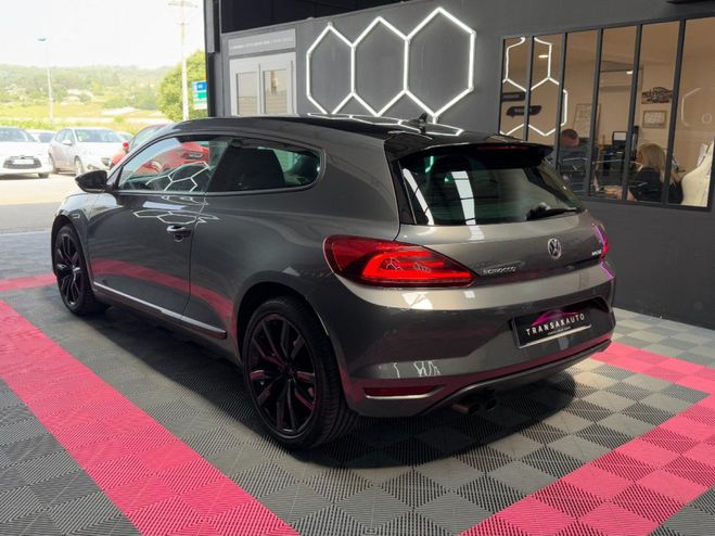 Volkswagen Scirocco 2.0 TDI 150 ch Srie Limite Black Sessi Gris de 2016
