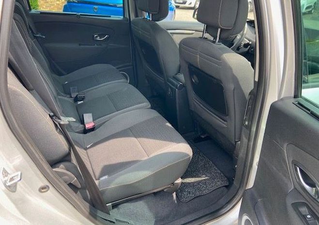 Renault Scenic III 1.9 L DCI 130 cv  de 2010