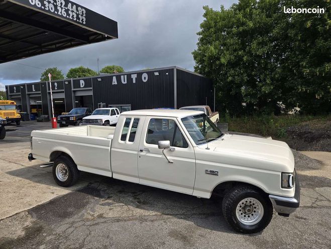 Ford F150 F Magnifique 5.0 V8 6 places XLT Lariat Blanc de 1989