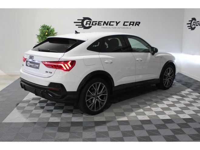 Audi Q3 2.0 TDI - 150 - BV S-tronic S-Line PHASE INCONNU de 2022