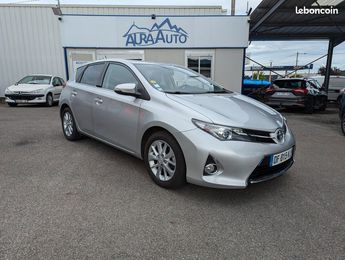  Voir détails -Toyota Auris 1.4 d4d 90 dynamique, camera de recul à Mozac (63)