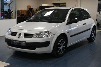  Voir détails -Renault Megane II SOCIETE 1.5 dCi 80 à Saint-Saturnin (72)