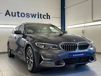  Voir détails -BMW Serie 3 Touring 330 e -Luxury-Pano-Headup-Laser- à Merelbeke (98)