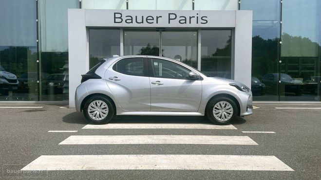 Toyota Yaris HYBRIDE 116h Dynamic Gris de 2024