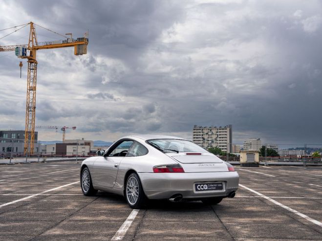 Porsche 911 991 type 996 carrera 4 coup Artic Silver de 2001