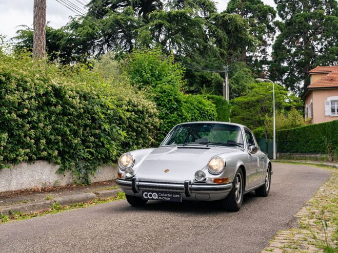 Porsche 911 2.2L E coup  de 1971