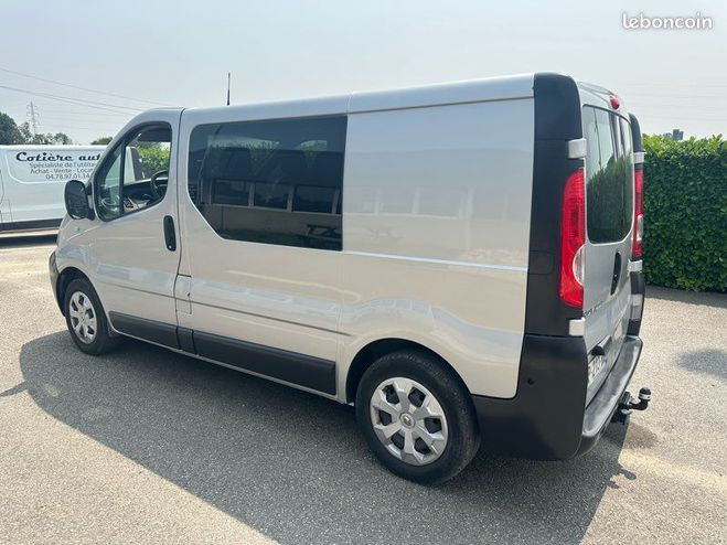 Renault Trafic l1h1 cabine approfondie 6 places Gris de 2004