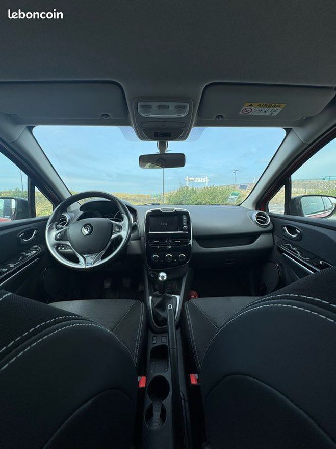 Renault Clio 4 0.9 TCE 90 Rouge de 2014