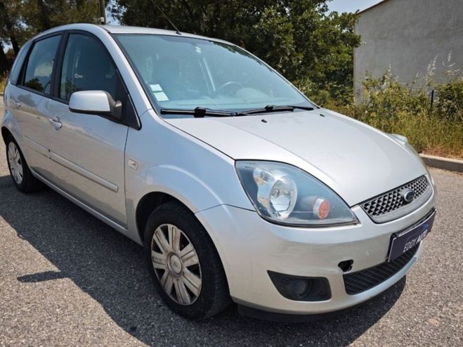 Ford Fiesta 1.4 tdci Grise de 2008