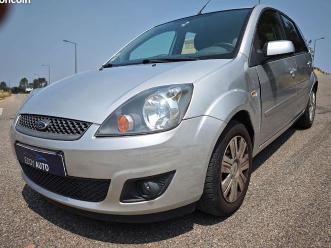 Ford Fiesta 1.4 tdci Grise de 2008