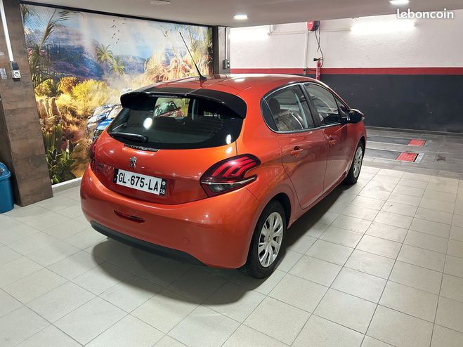 Peugeot 208 1.6 HDi 75ch Orange de 2017