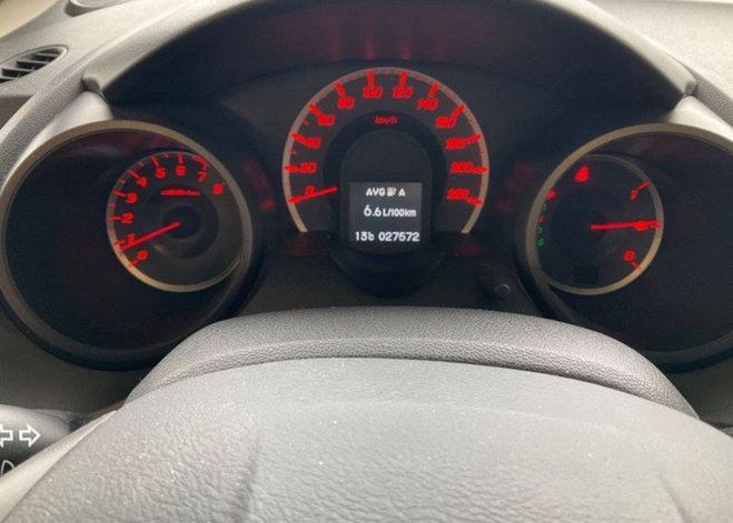 Honda Jazz 1.4 100CH I-VTEC LUXURY CVT Gris de 2011