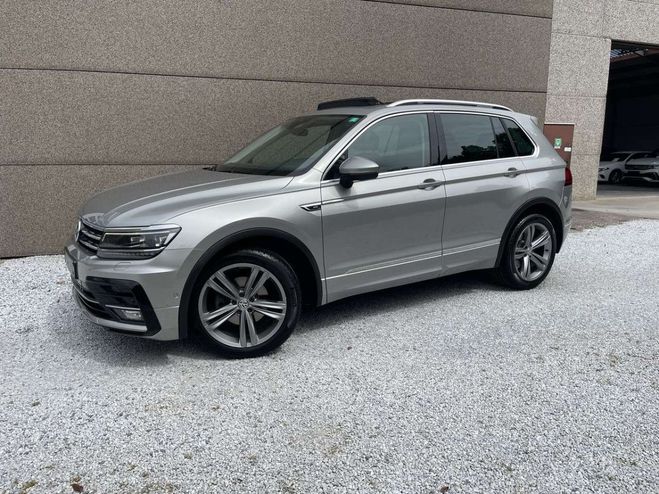 Volkswagen Tiguan 2.0 TDi R-line Dsg Matrix Cockpit Beige Mtallis de 