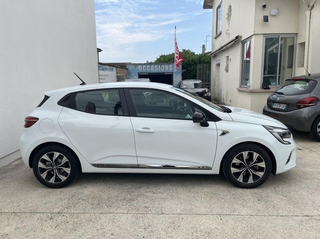 Renault Clio 1.6 E-Tech Hybride - 140 - BVA - Limited BLANC de 2021