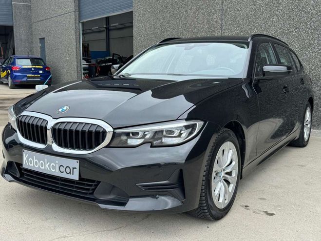 BMW Serie 3 Touring 318 dA--CARNET-CARPLAY--USB--GAR Noir Mtallis de 