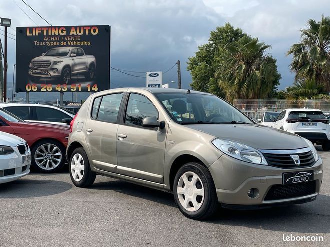 Dacia Sandero 1.5 DCi 70ch Laureate Autre de 2009