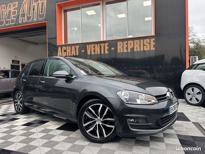 Volkswagen Golf VII 1.4 TSI 150CH ACT BLUEMOTION TECHNOL Gris de 2016