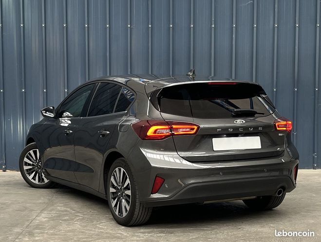Ford Focus 2024 Business X Titanium 1.0 Flexifuel m Gris de 2024