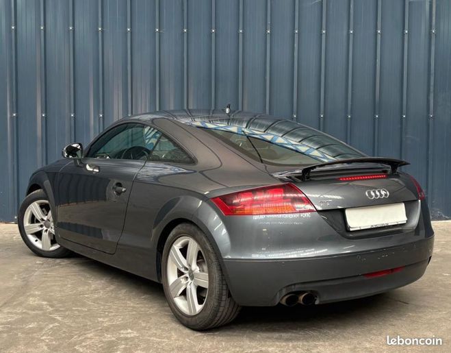 Audi TT 2.0L TFSI 200ch essence BVM6 Garantie 1  Gris de 2007