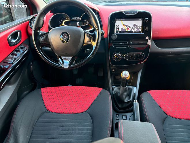 Renault Clio 4 1.5 DCI 90 Intens Eco2 Rouge de 2013