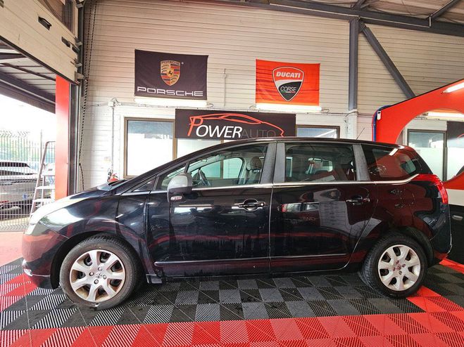 Peugeot 5008 hdi Noir de 2011