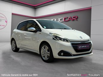  Voir détails -Peugeot 208 1.2 PureTech 82ch BVM5 Style GARANTIE 12 à  La Farlde (83)