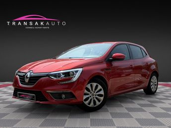  Voir détails -Renault Megane IV BERLINE TCe 100 Energy Life - Moteur  à  Le Cannet (06)
