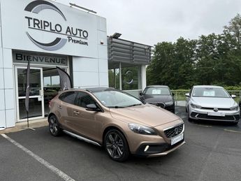  Voir détails -Volvo V40 Cross Country T4- 180 - BV Powershift Su à Brive-la-Gaillarde (19)