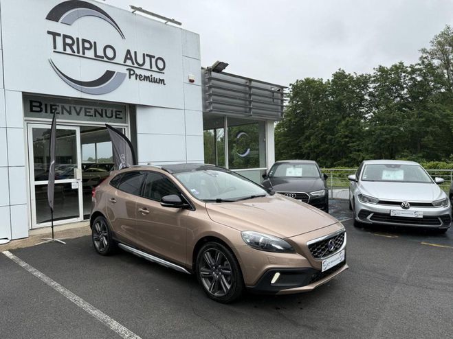 Volvo V40 Cross Country T4- 180 - BV Powershift Su INCONNU de 2015