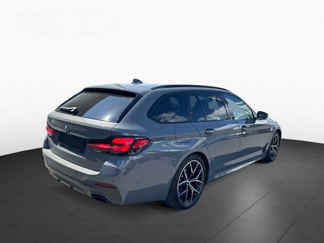 BMW Serie 5 Touring G31 LCI 530d TwinPower Turbo 286 GRIS BERNINA de 2021