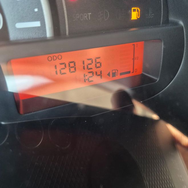 Nissan Micra IV 1.2 80 ELLE BELLE Gris de 2011