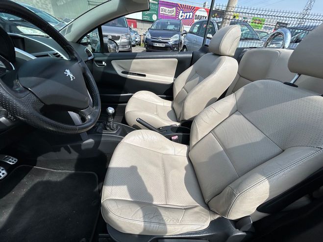 Peugeot 207 CC 1.6 16V 120 FELINE CUIR SUPER PROPRE Gris fonc de 2008