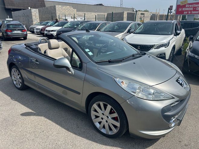 Peugeot 207 CC 1.6 16V 120 FELINE CUIR SUPER PROPRE Gris fonc de 2008